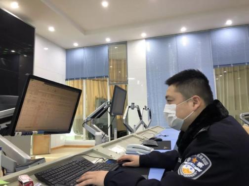 党员先锋 | 张德伟:"把他乡作故乡"的平安卫士