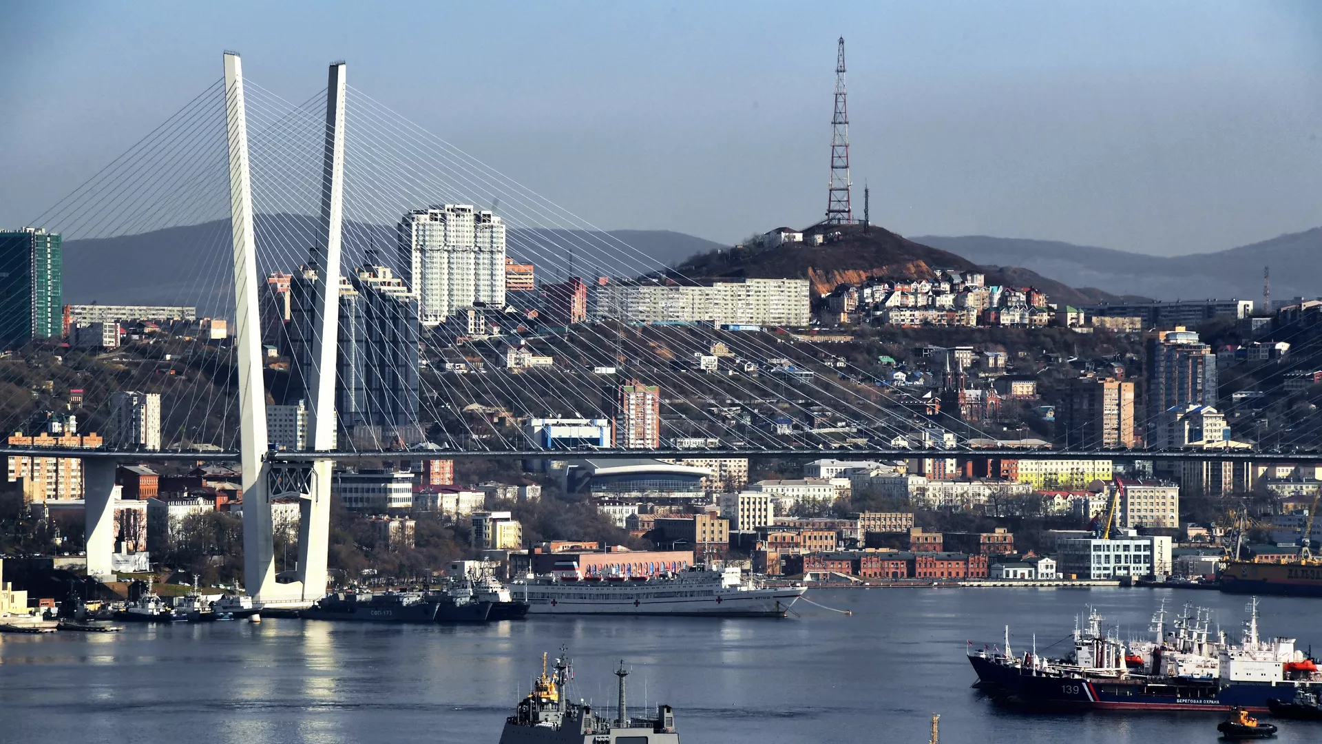 符拉迪沃斯托克自由港(海参崴港)vladivostok port