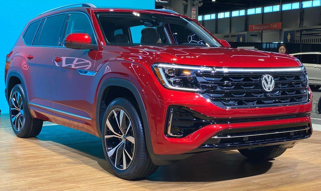 新款大众atlas海外亮相 前脸升级明显 很有气场
