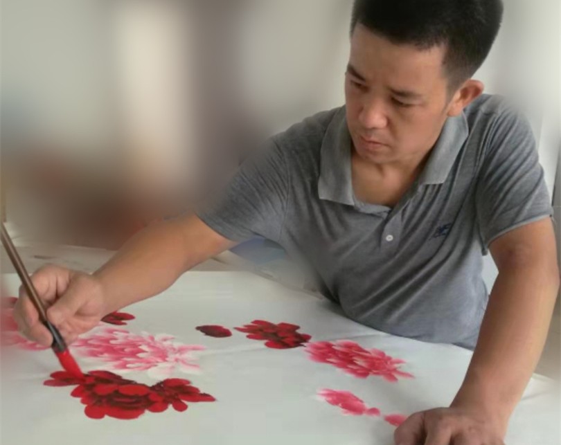 牡丹画专业户 当代花鸟画家何成喜