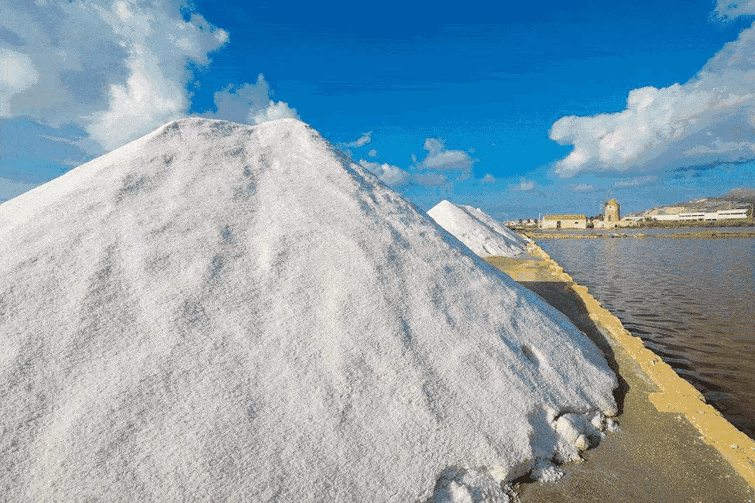 食用盐该吃海盐还是精盐两者区别大搞懂再吃有助于健康