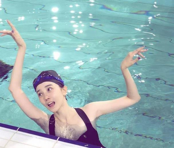 陈小纭10年成名路太坎坷,因病放弃舞蹈,因胸大被游泳队拒绝