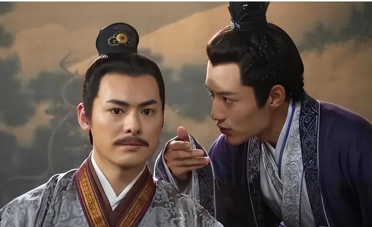 财产均分写进法律,规定不管嫡庶,财产继承上是一样的,如果没有儿子,就