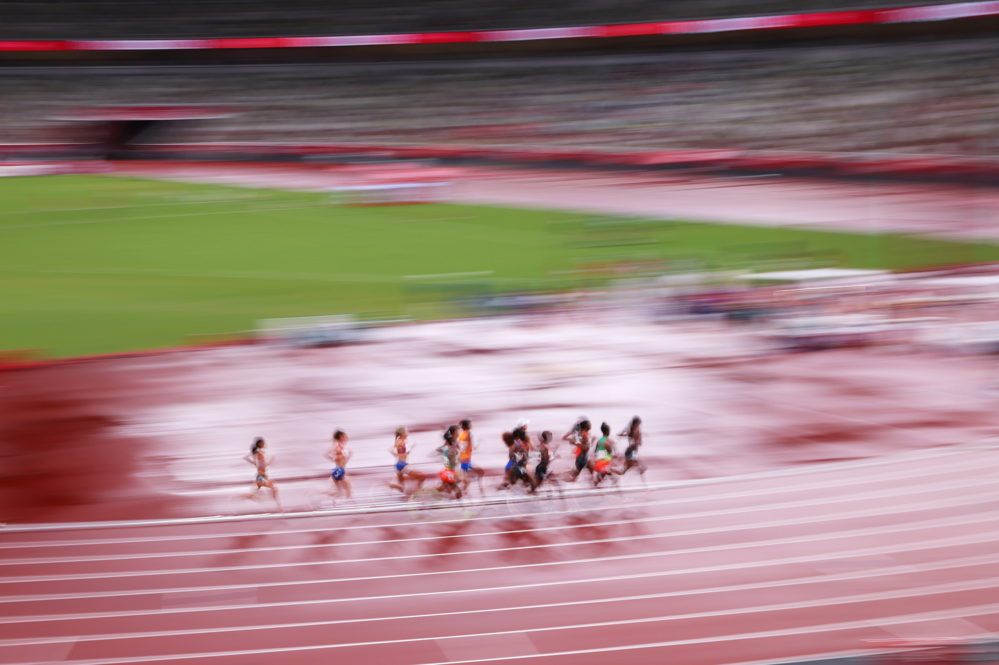 东京奥运会的跑道,似乎正如美国800米运动员墨菲克莱顿感慨的