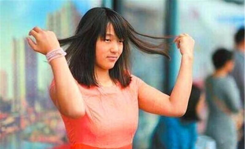 回顾"篮球女孩"钱红艳:4岁失去双腿,11岁学游泳,20岁参加残奥会