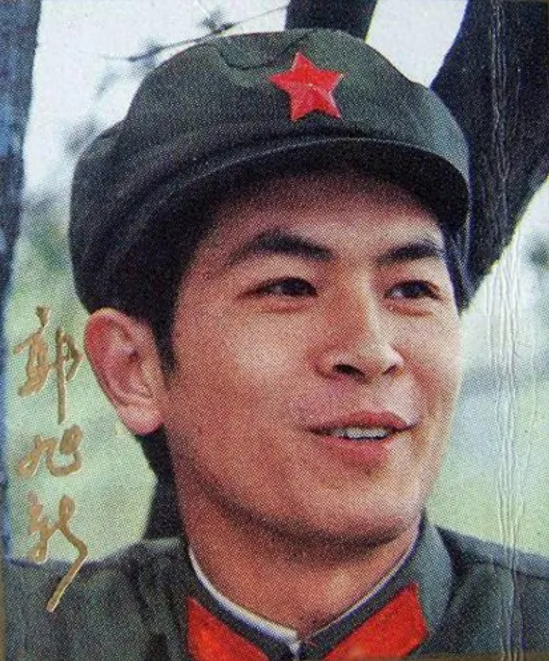 回顾80年代男星郭旭新与女演员演戏会害羞当红息影如今怎样了