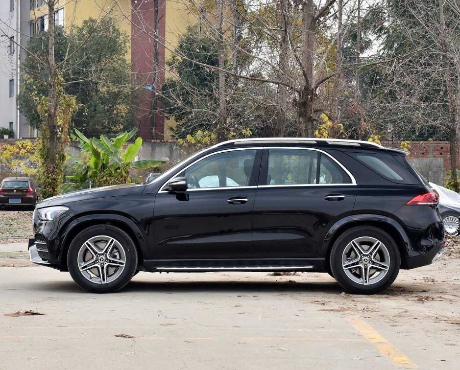 2023款奔驰gle450发布,82万驱动2.5t 轻混引擎367马力