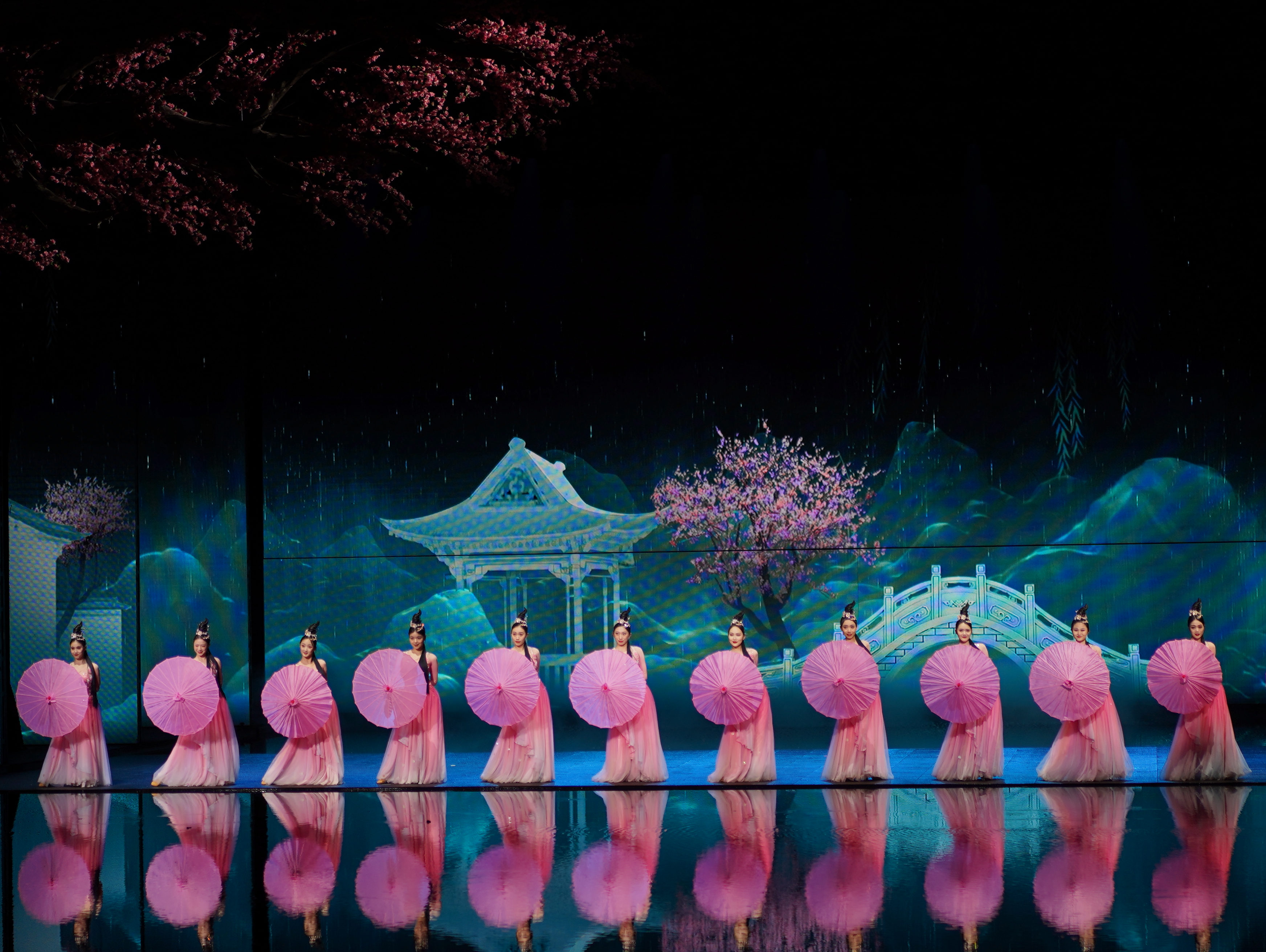 穿越时空梦回老上海,上海千古情游玩攻略