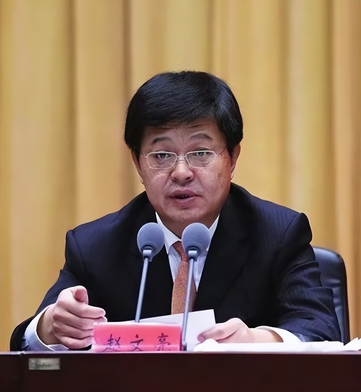 回顾:内蒙"老虎"赵文亮,敛财4022万,因重大立功表现仅判9年