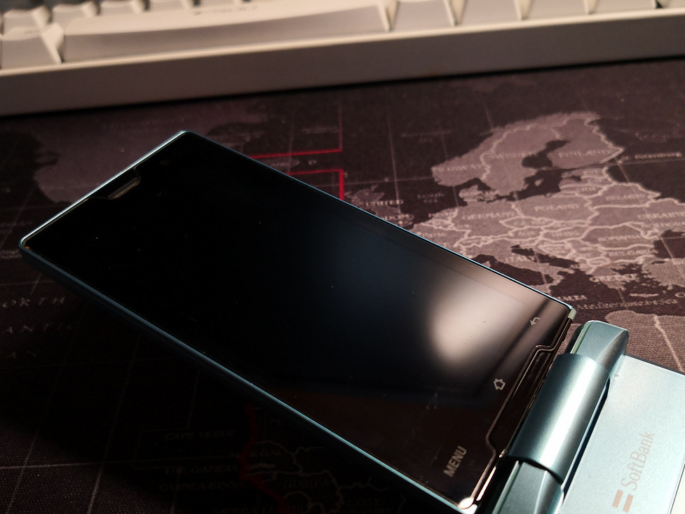 电子怀旧之旅(9)-日系安卓的遗珠 - 夏普007sh