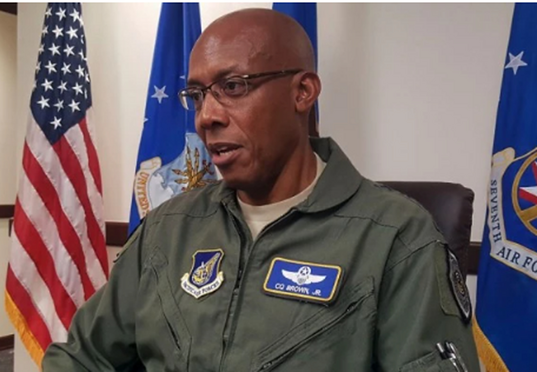 美空军参谋长谈台湾挑战 美国空军参谋长查尔斯·布朗的最新表态引发