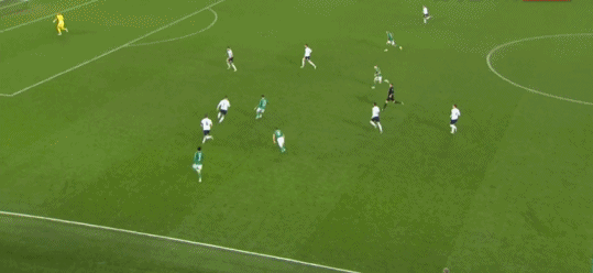 意大利VS北爱尔兰世界杯预选赛_多纳鲁马神扑博努奇门线解围_世预赛附加赛抽签：意大利若输北爱尔兰就出局！伊拉克赢球=亚洲