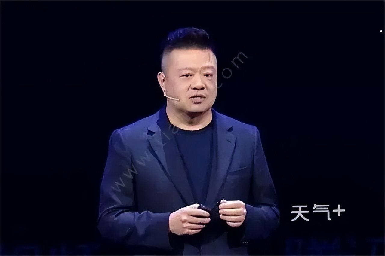 马东的老婆这么漂亮,当年央视辞职做全职太太,如今两人恩爱依旧