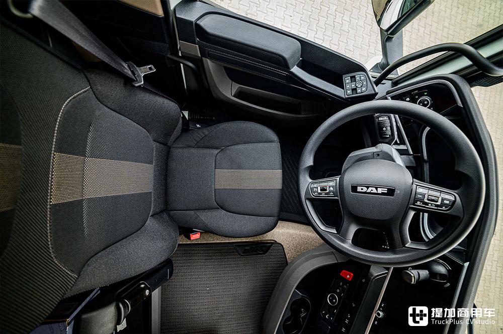 荷兰达夫的新卡车,专攻建筑工程领域,达夫xfc自卸车实力几何?