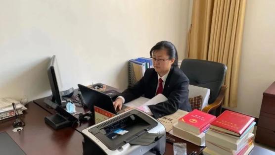 弘扬英模精神(二)| 黎琪:刚正书写正义  柔情铸就法魂