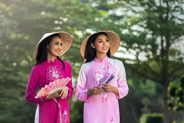 越南的特异文化:男子戴绿帽,女子爱鱼露,外国游客不解