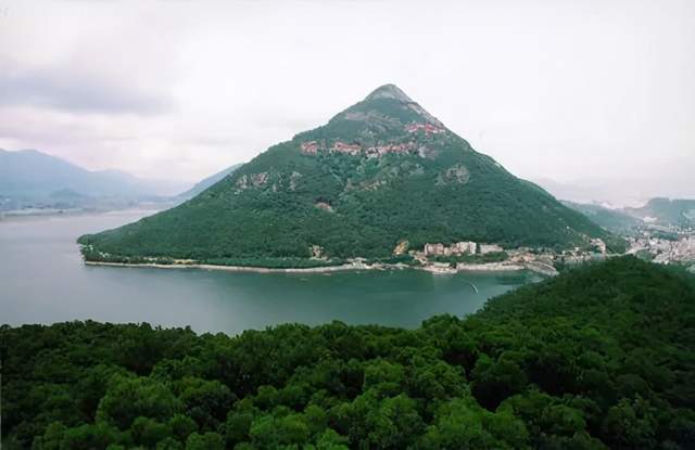 福建的祈梦第一山,更因明朝大宰相的传说而越发神秘起来