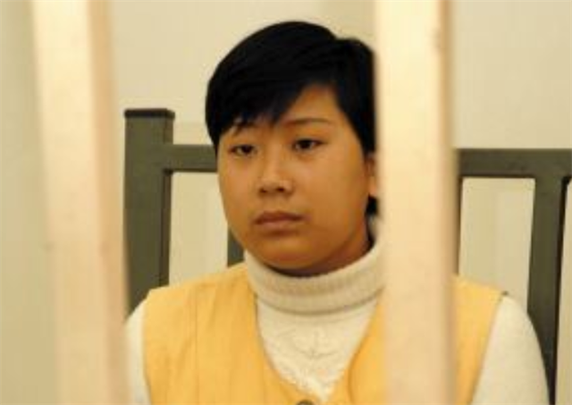 失控的云南保山女毒贩:坐拥11家公司,16辆豪车,与情夫同日伏法