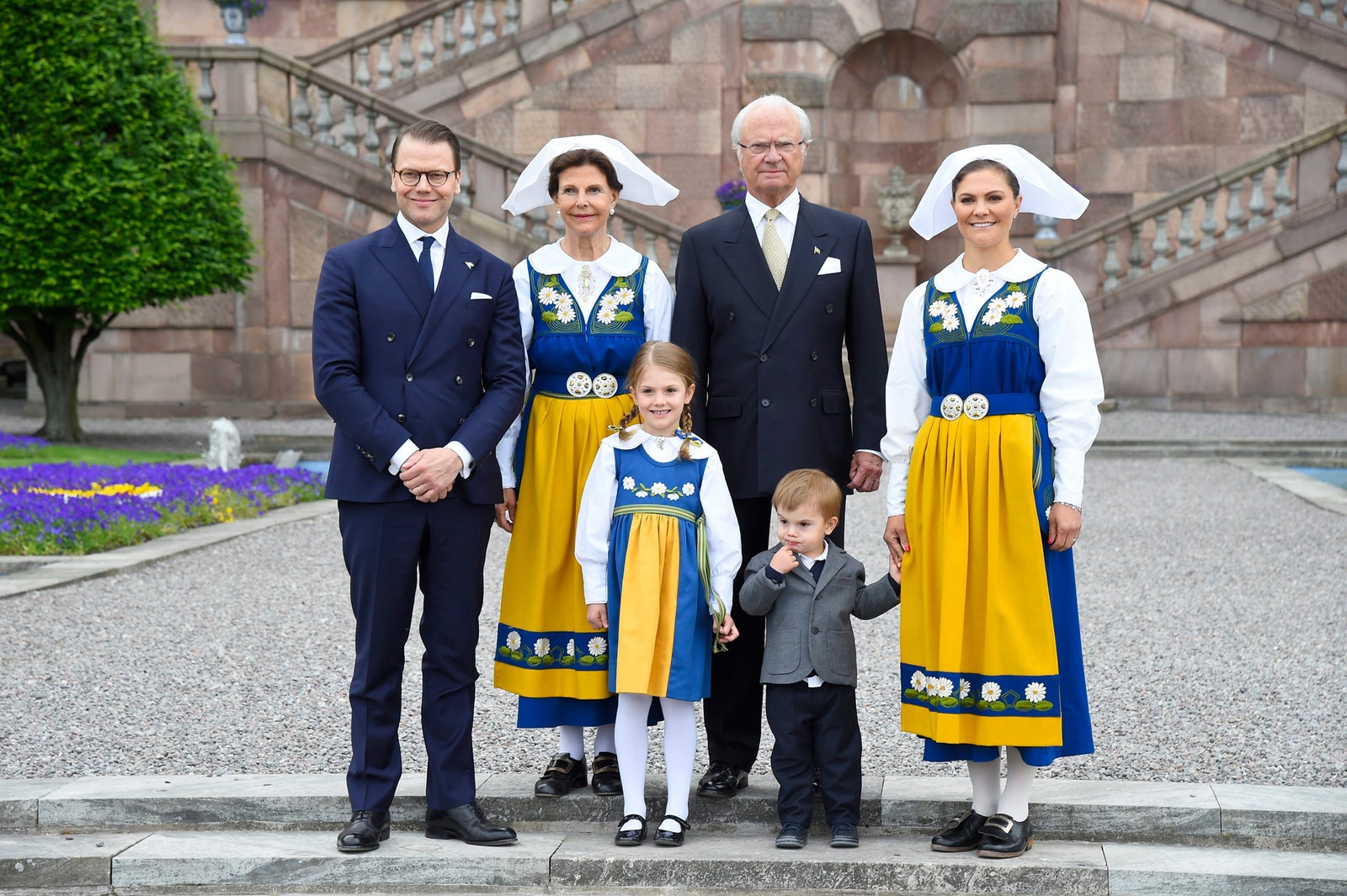 瑞典王室小小王子有名字啦,不属于王室成员,获封公爵头衔与领地