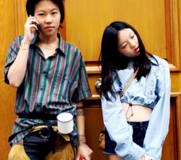 同样是王菲的女儿,窦靖童和李嫣,为何差距这么大
