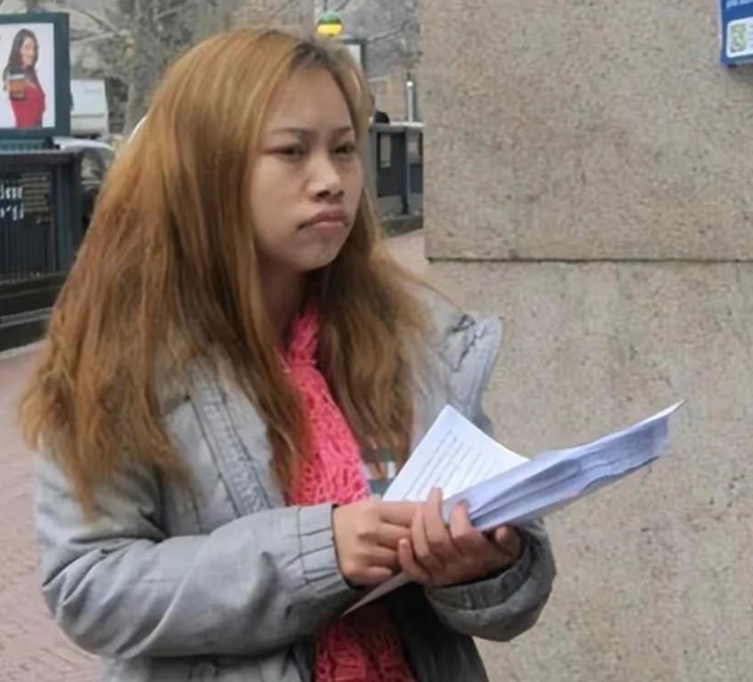 凤姐近况:现身美国街头!穿平角裤身形似面包,沧桑样貌尽显