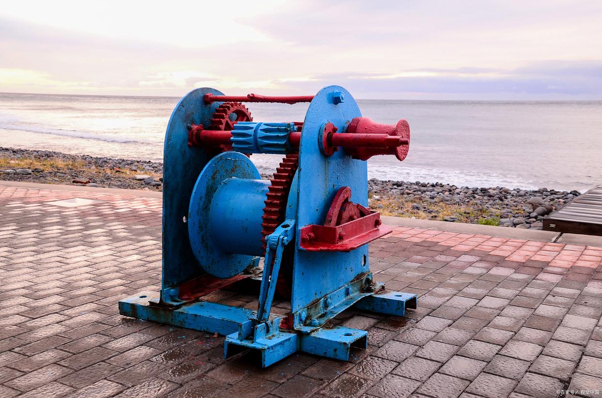 水电站如何选择合适的启闭机安全监控管理系统