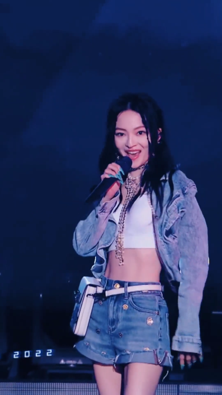 张韶涵李大奔《快乐崇拜》,把青春唱回来了