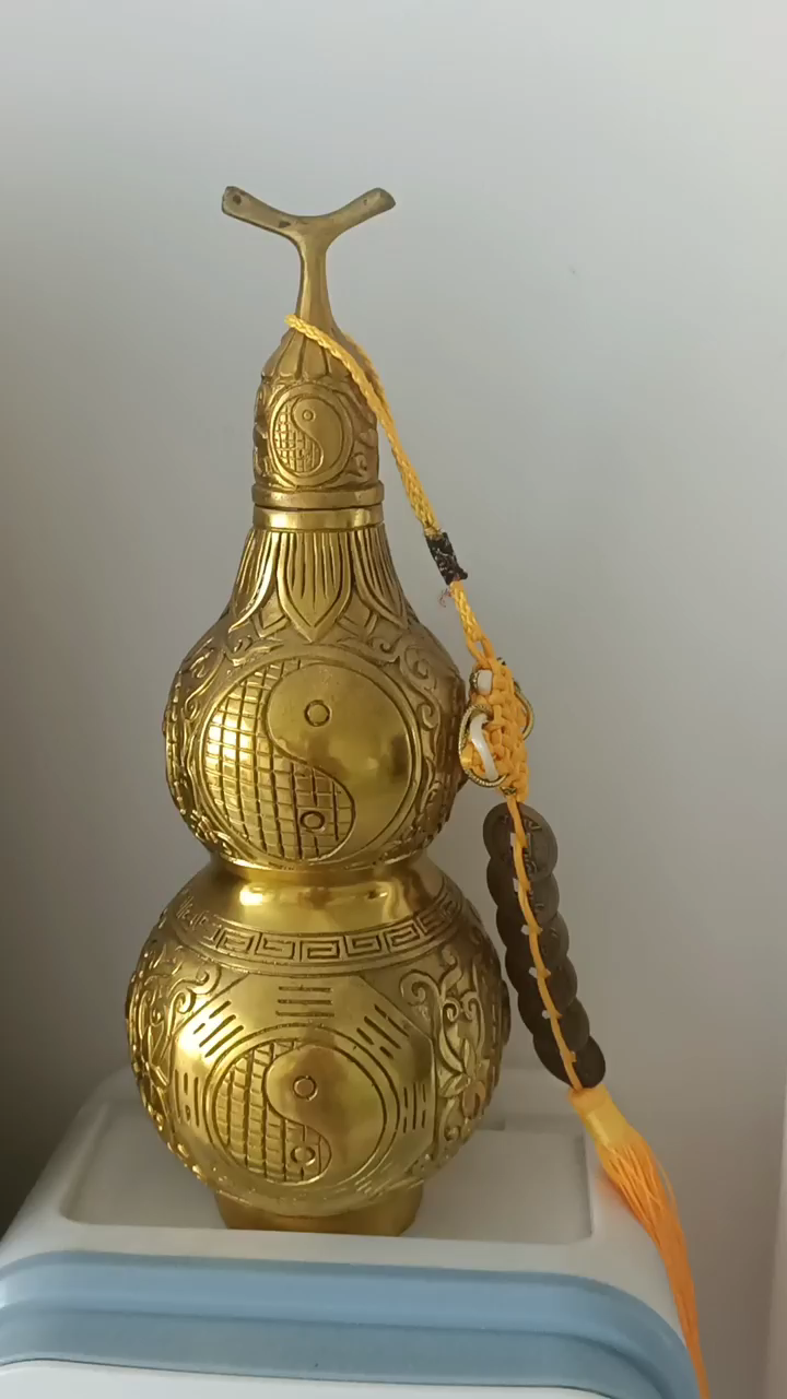 开口漂亮的铜葫芦