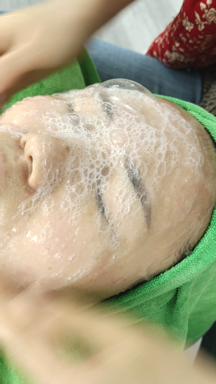 一芦一荟.新鲜芦荟灌肤