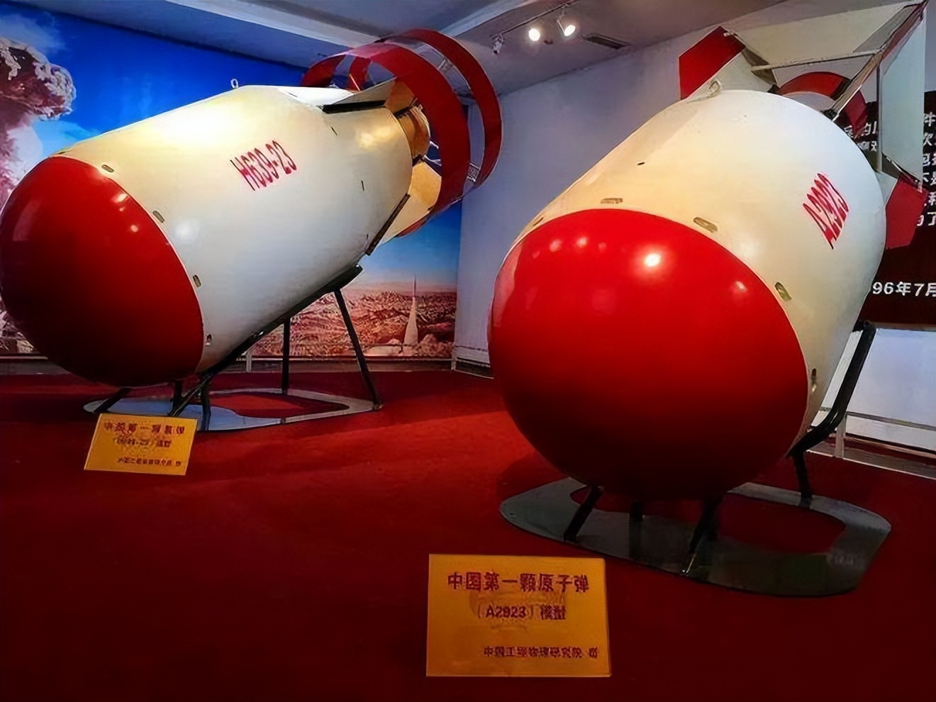 知名大学教授时殷弘,主张中国销毁核武器取信美国,他有何居心?