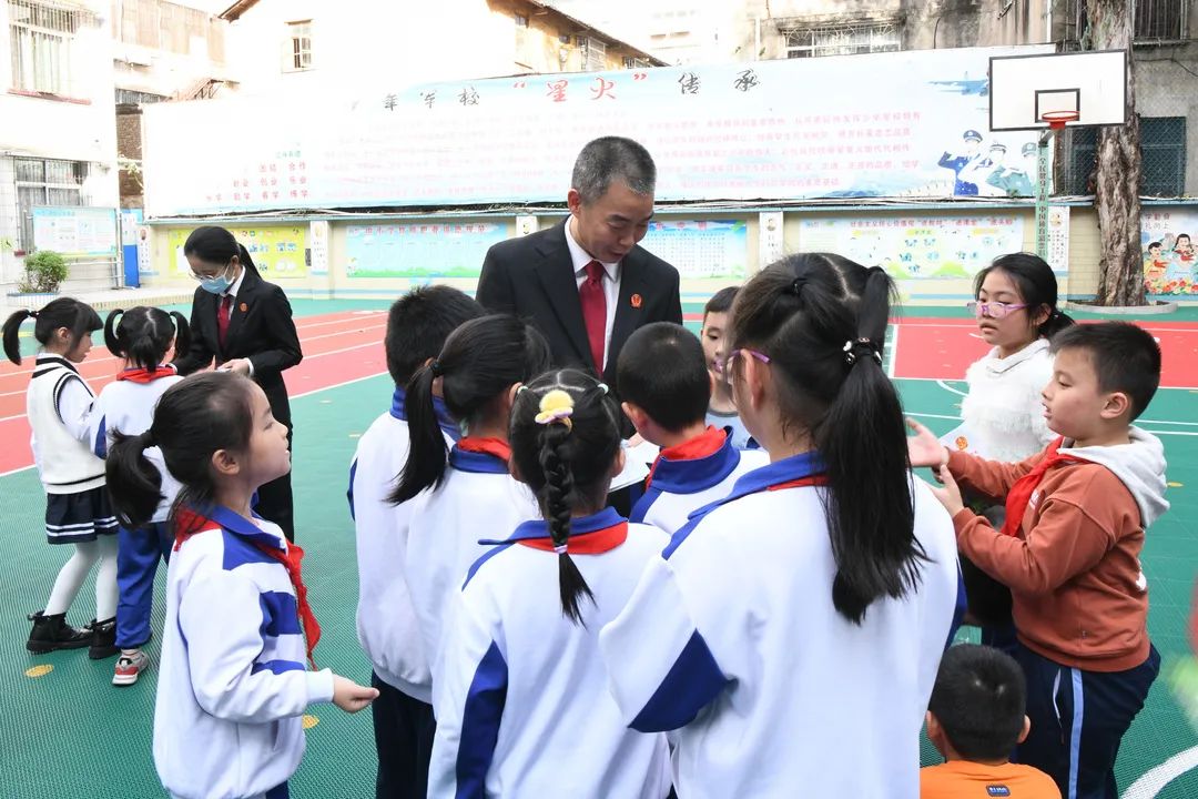 浈江法院全力开展"法律六进"普法宣传活动