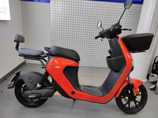 九号电动车新c90参数,九号电动车新c90和c65区别?