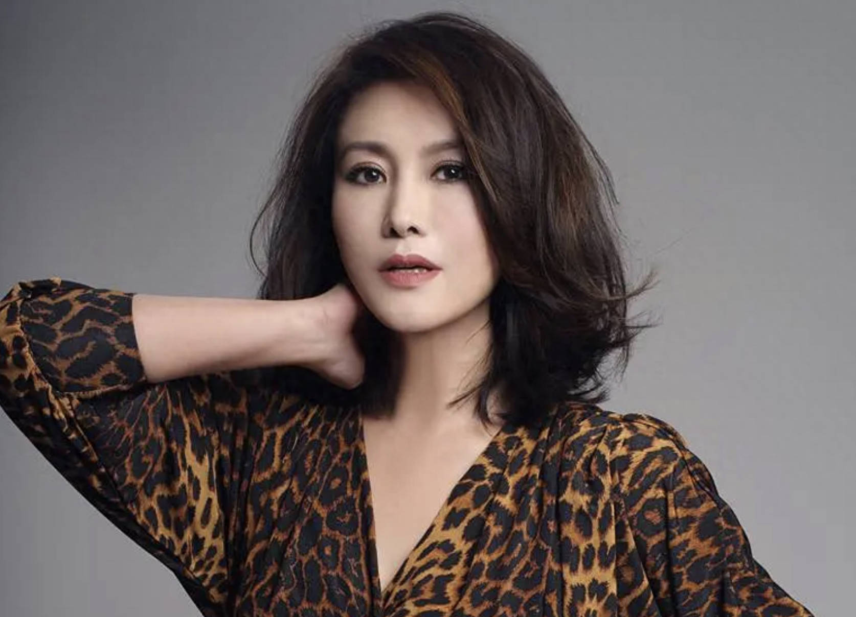 演员王茜我这辈子最正确的决定就是为去世丈夫生了一个女儿