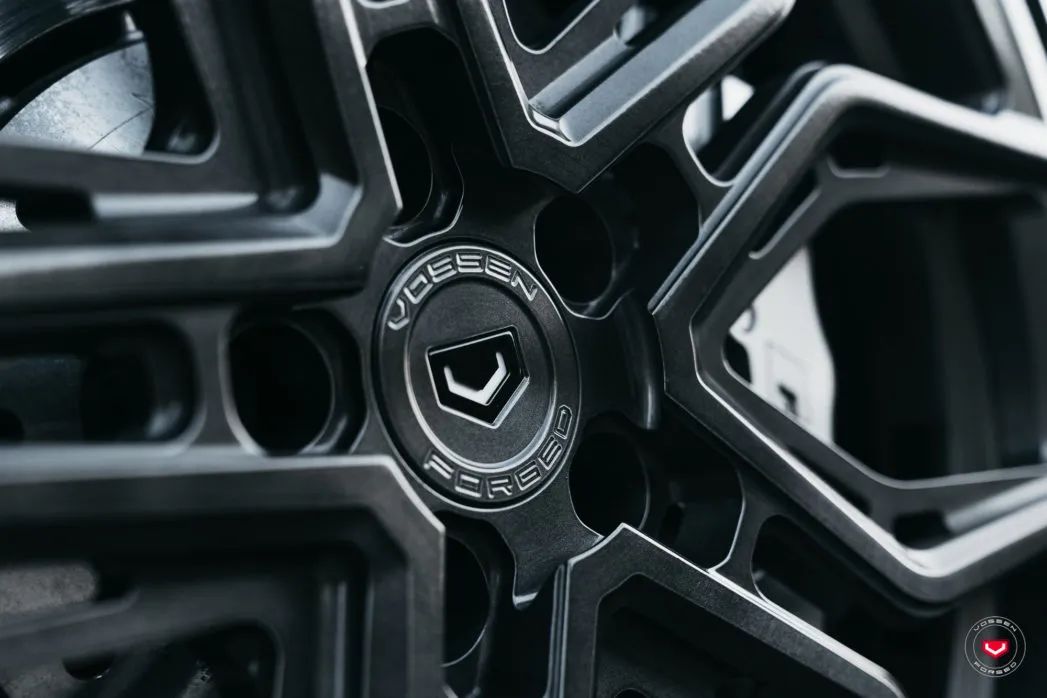 黑武士奥迪r8改装