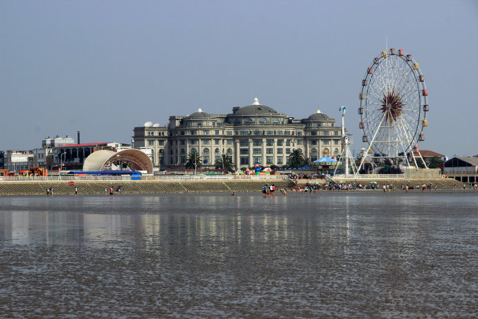 上海有海边的景点吗?