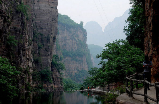 新乡万仙山景区图片图片