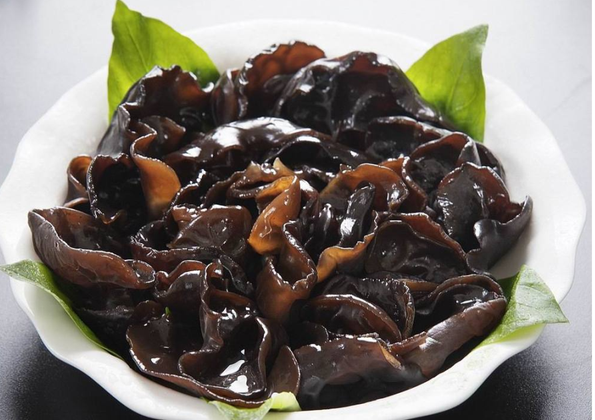 它是"女人宝",抗衰补气血,女人常吃,皮肤显年轻,素颜也漂亮