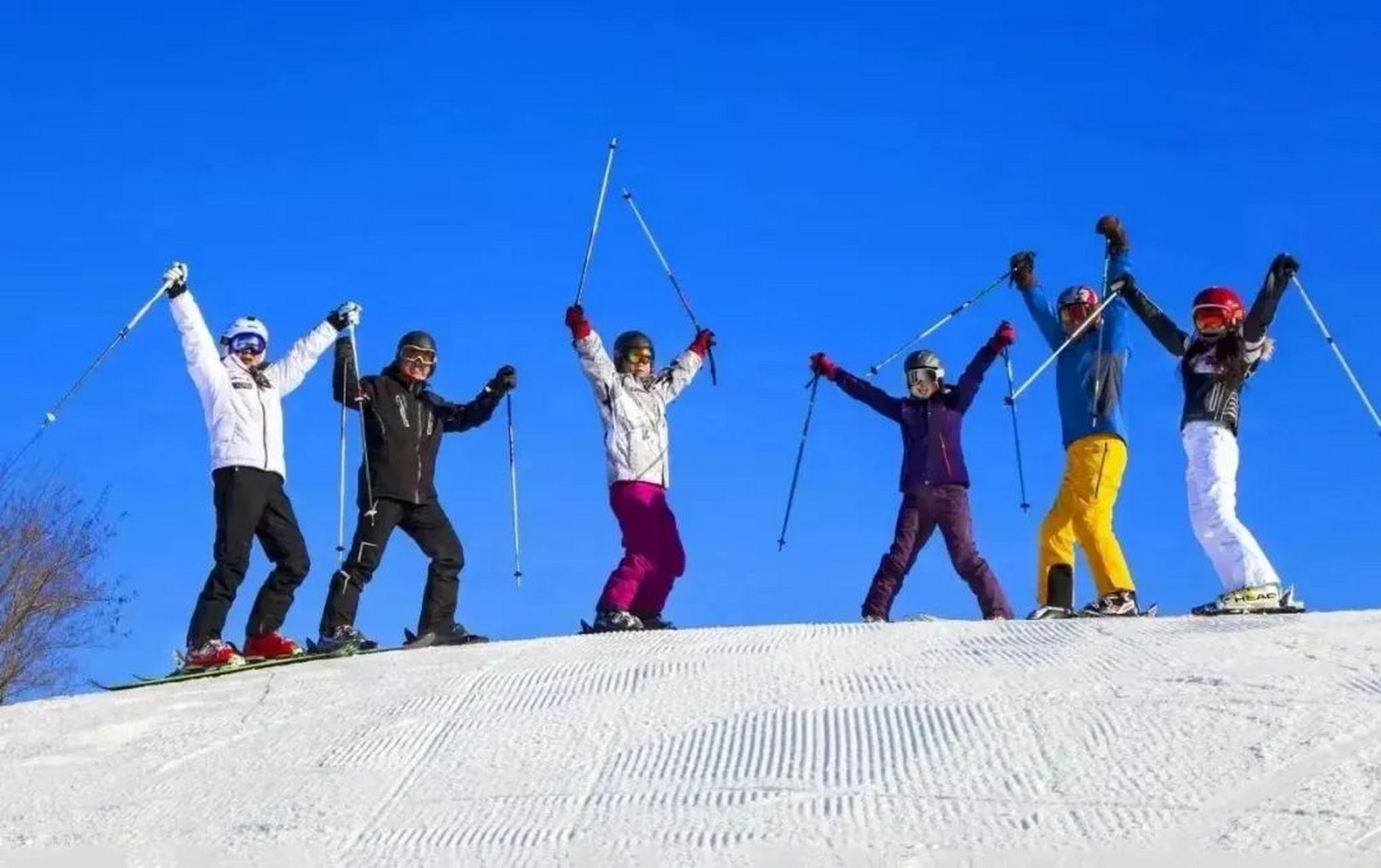 大连铭湖滑雪场是目前为止全国最高标准的旅游雪场之一,雪域面积达12