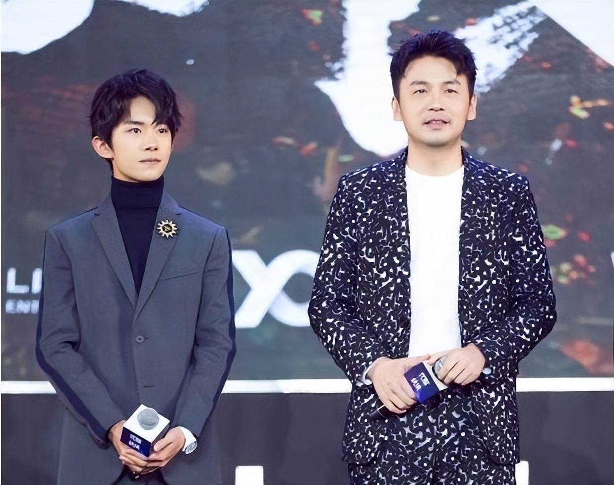 由此可见,雷佳音身高看上去不高就是吃亏在他的长相和身材上了,不过