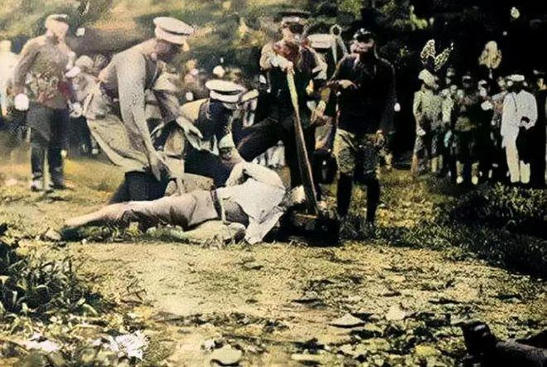 这张照片令人心如刀绞,记录了九一八事变后东北沦陷的惨状,现存于丹东