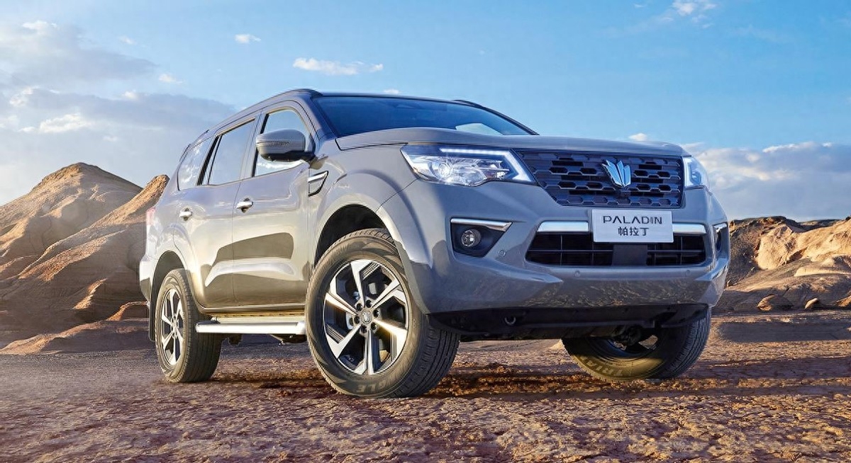 日产帕拉丁"硬核回归"?搭三菱2.0t动力,的确很硬派