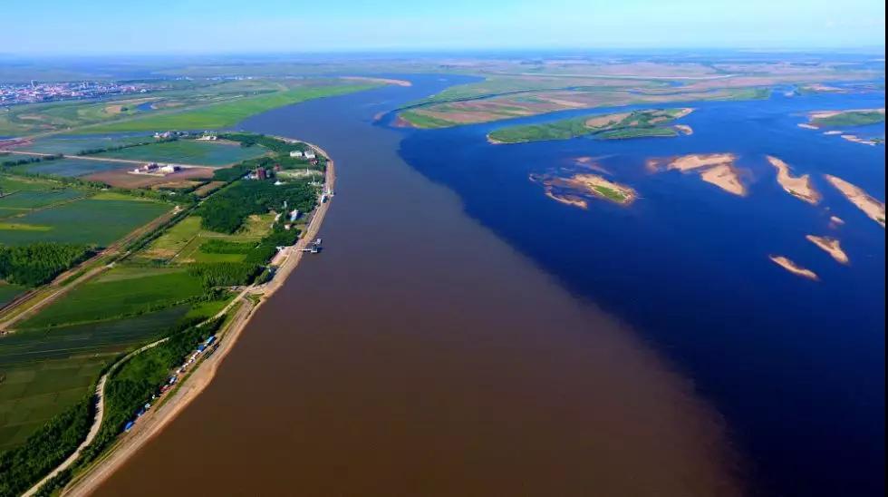 中国最东端的抚远三角洲,中俄共有岛屿,如今已是著名旅游胜地