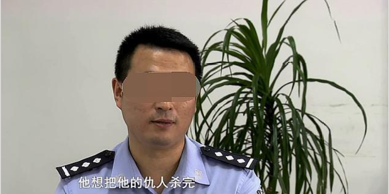 他所谓的受人指使杀人,根本就是无稽之谈.