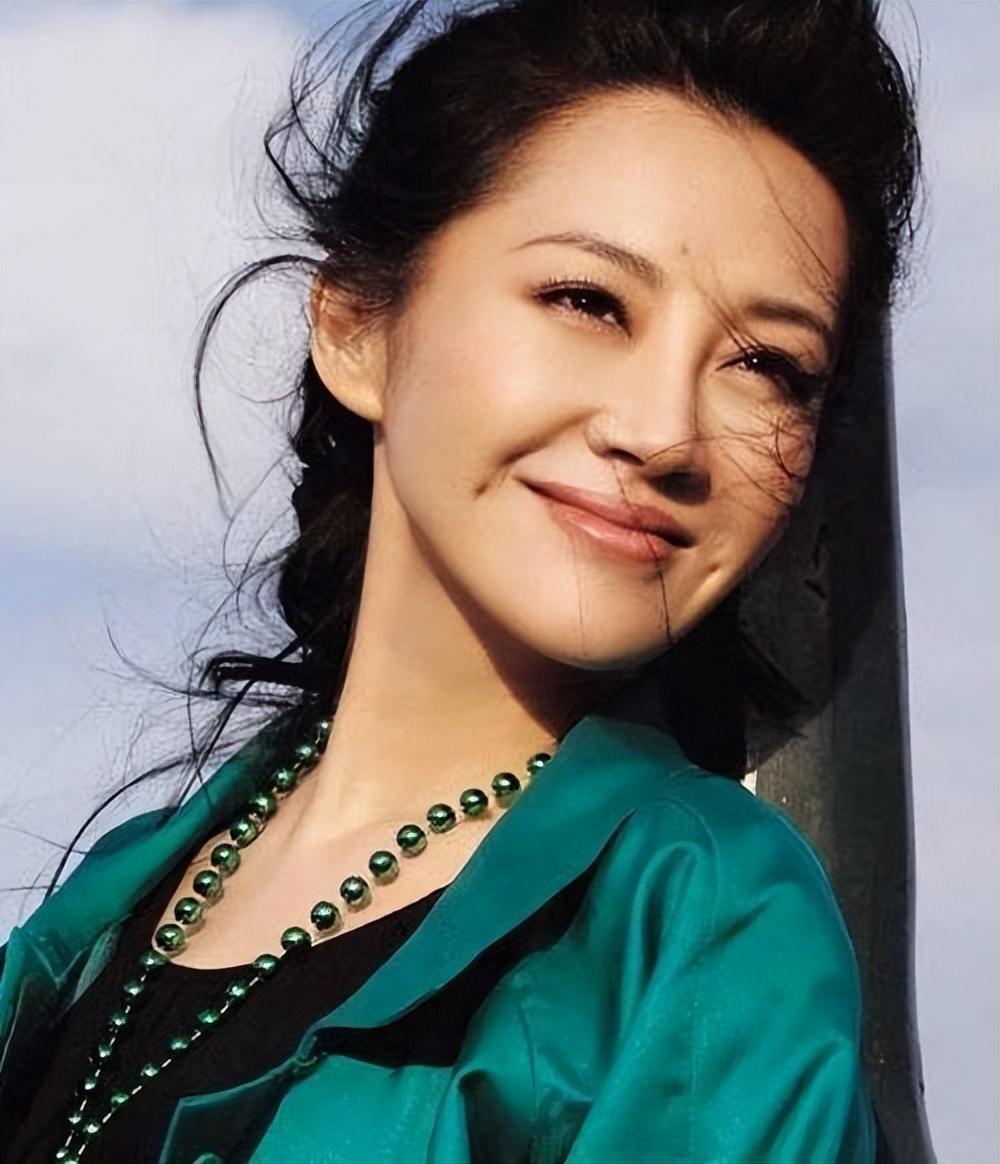 他花重金在北京买下了知名历史人物的房子,在那所房子里亲自为许晴