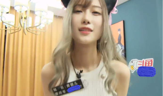 回来了!腐团儿重回斗鱼二台,上来就是男友视角摸脸杀