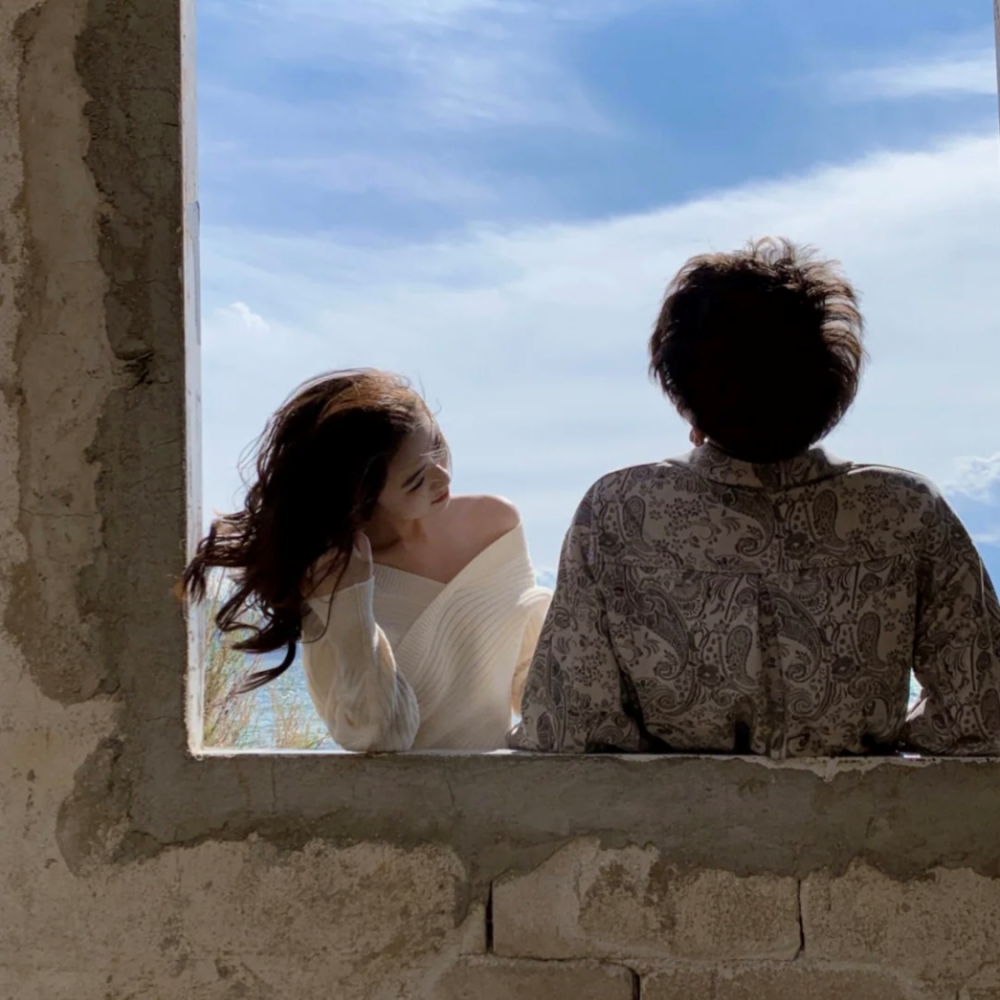 异性朋友意外发生亲密关系后,还可以做朋友吗?3个女人这么说