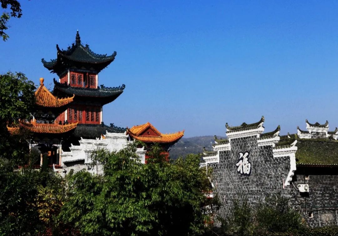 2022年福泉古城文化旅游景区旅游年卡已开始办理所有福泉市民