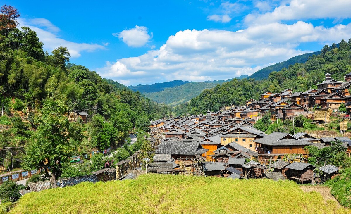 贵州黔东南,金秋时节,位于从江县高增乡的占里村,秋意渐浓