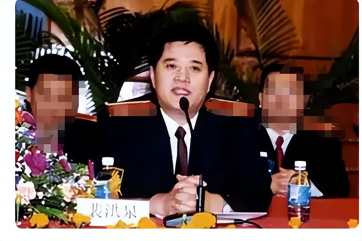 纪实:好色法官院长裴洪泉:勾结女律师敛财3000万霸占5名女法官