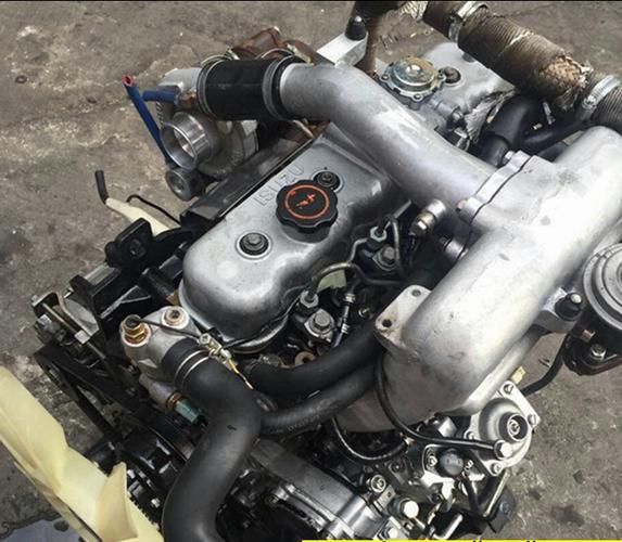 庆铃皮卡发动机总成